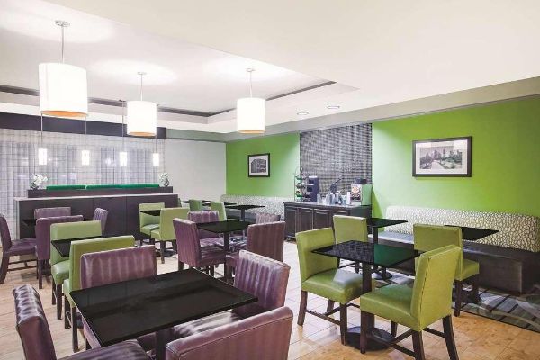 La Quinta Inn Ste Beaumont West